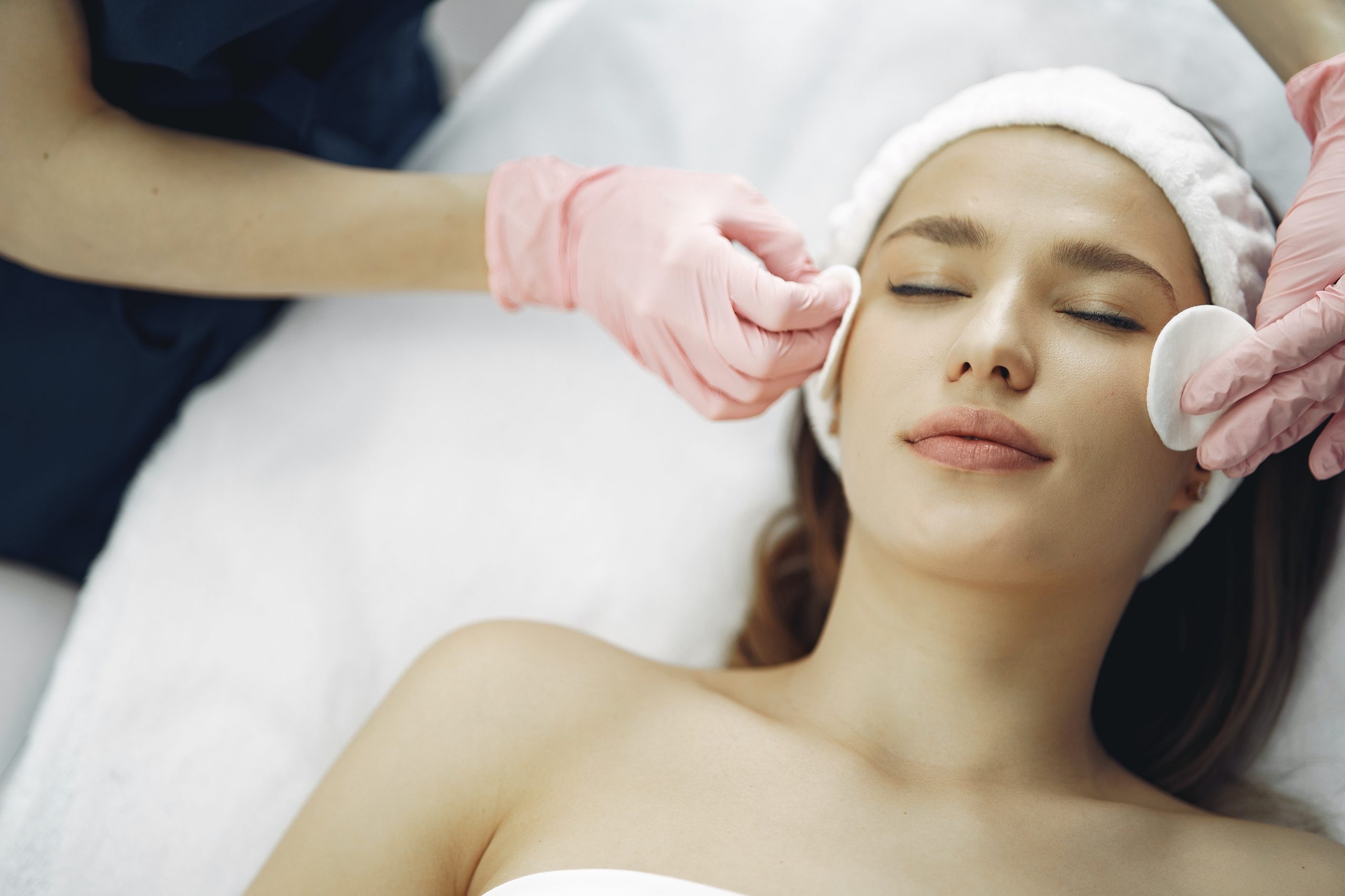 Signature Glass Skin Facial